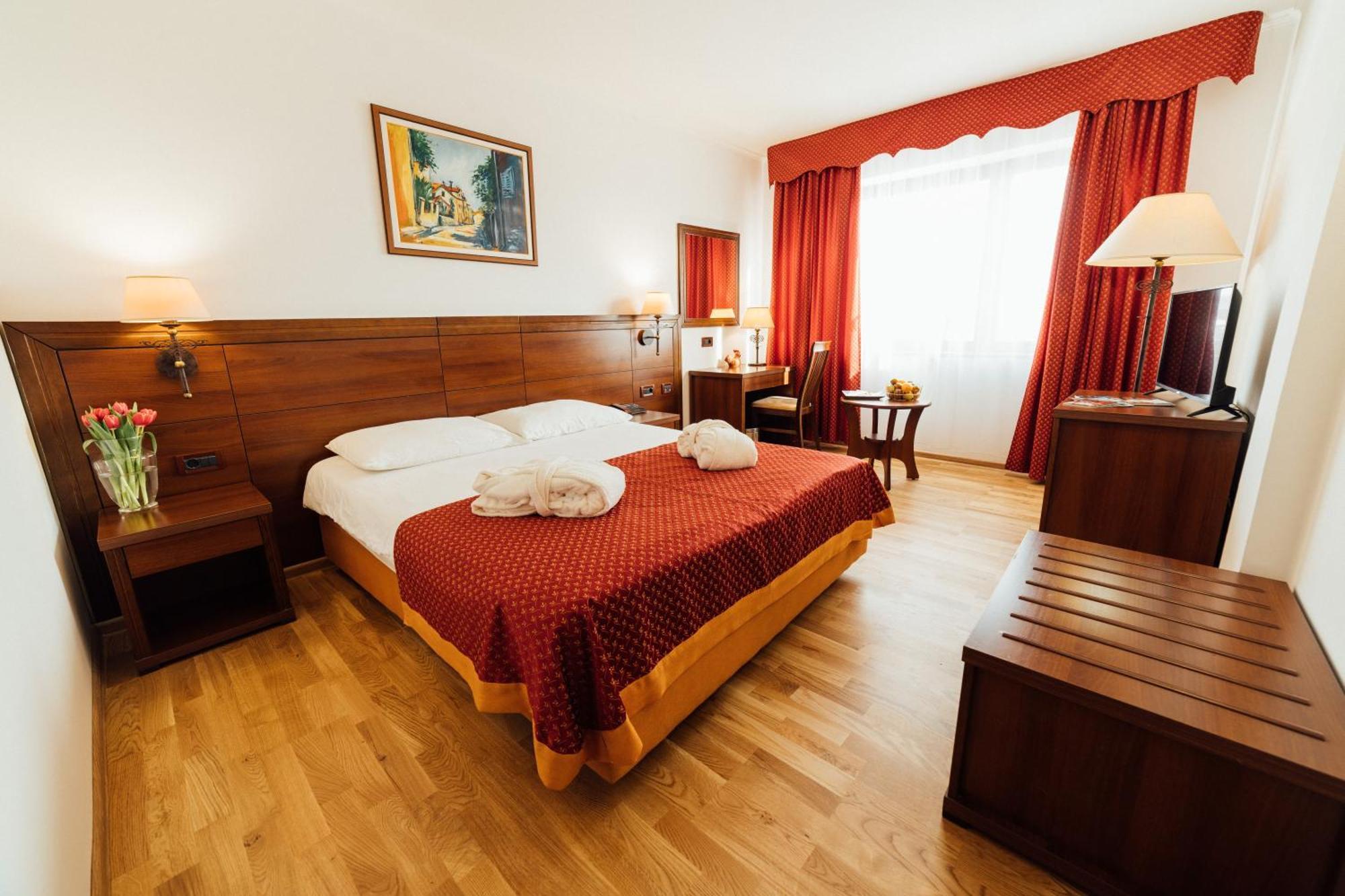 Hotel Picok Ðurđevac Kültér fotó