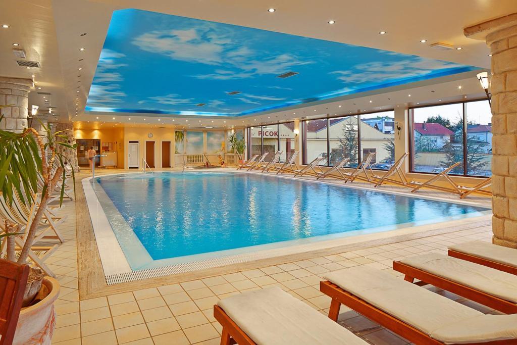 Hotel Picok Ðurđevac Kültér fotó